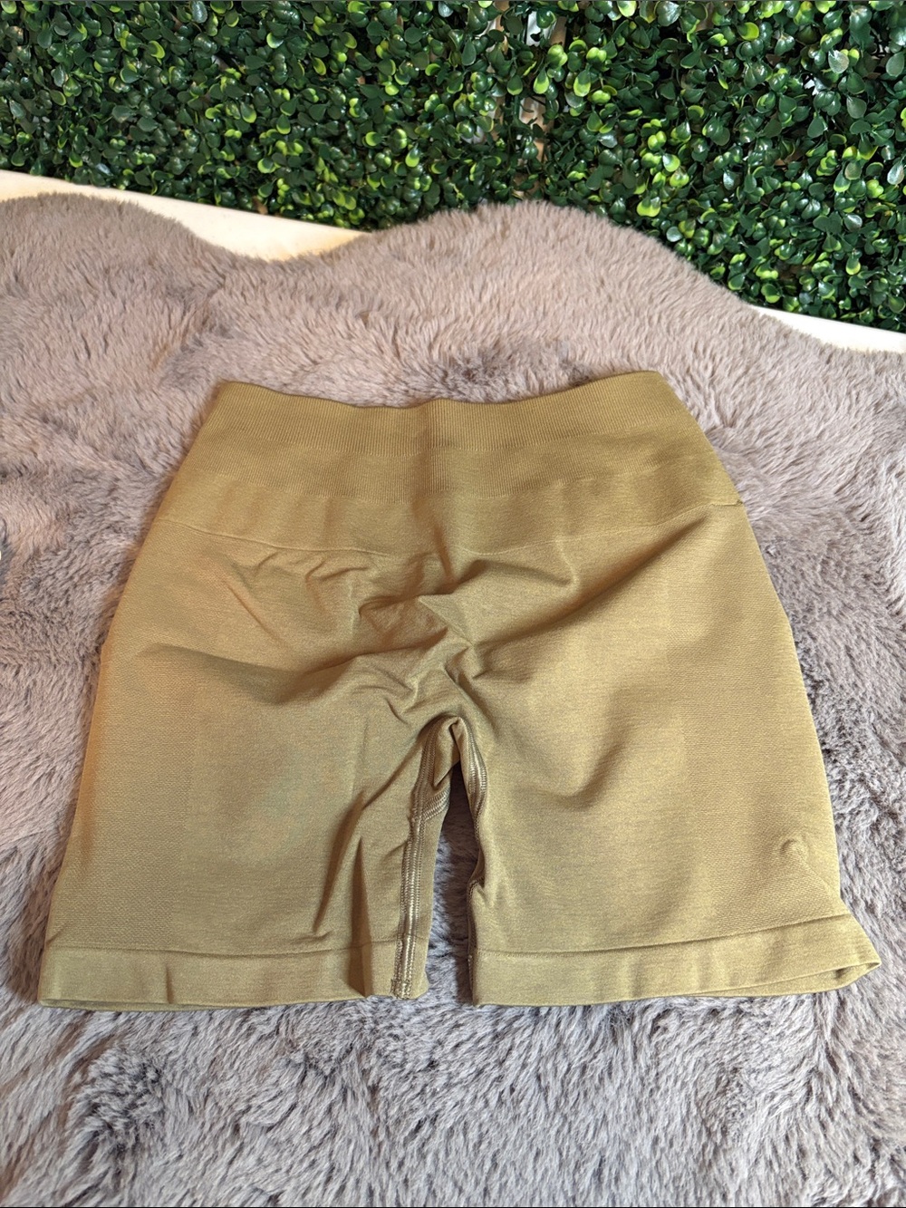 NWT Alphalete High-Waist Dark Green 4.5” Bike Shorts Size Small